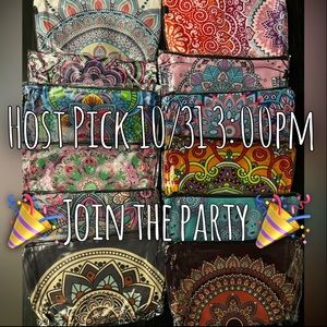 🖤🎉 10/31 Boutiques Host Pick!!! NEW- Mandala-Inspired Makeup Bags 🎉🖤